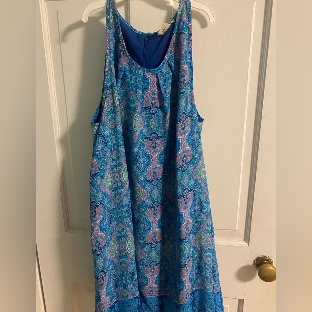 Sleeveless casual dress